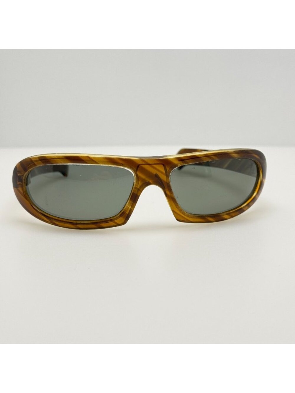 Polaroid Sunglasses Cool Ray 220 Social Eyes
